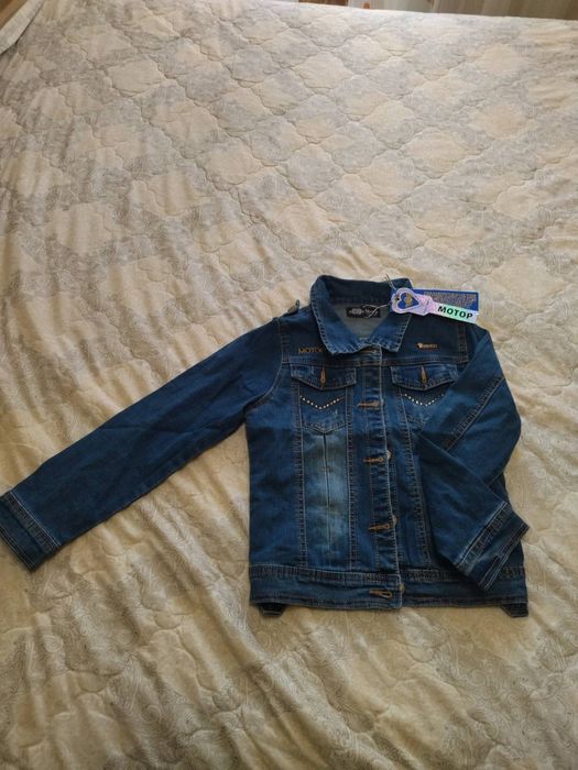 Джинсова курточка 8-9років