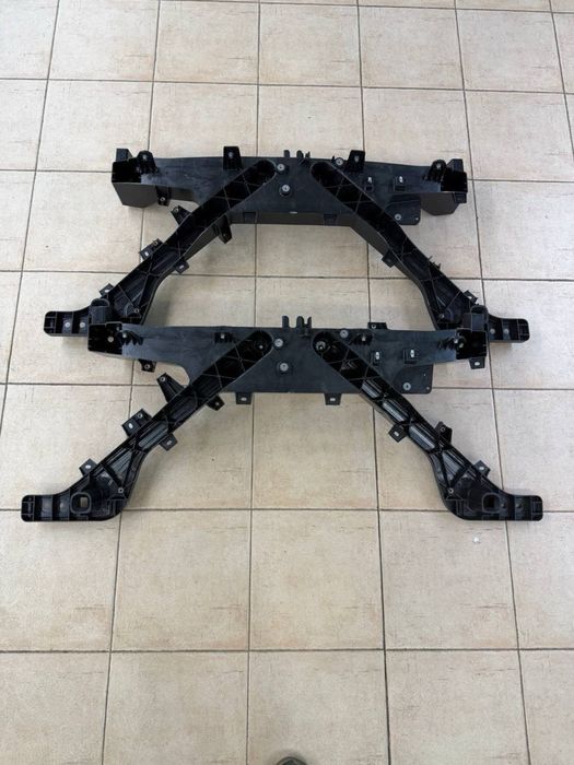 Телевізор Tesla Juniper , установочна панель тесла  1974871-00-C