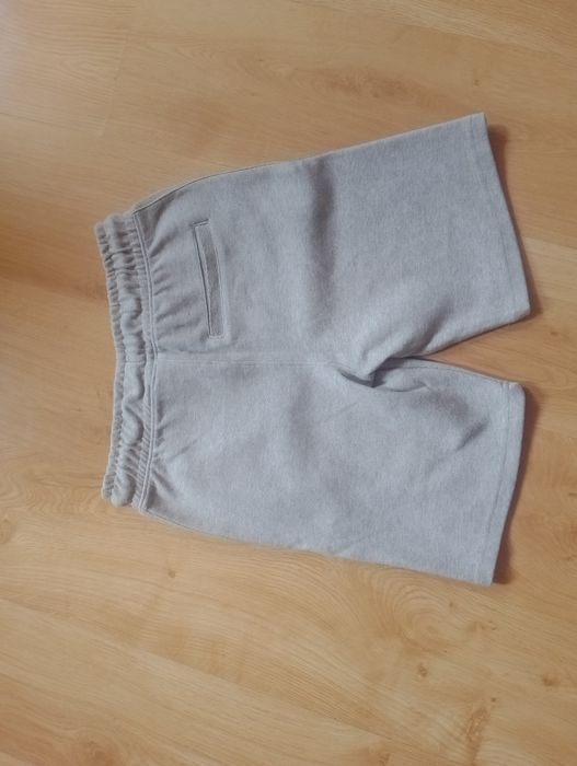 F&F nowe spodenki dresowe szare r. 152 cm