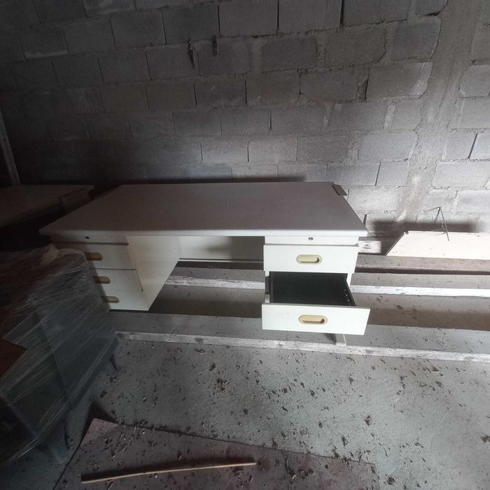 Cadeiras de escritório | MARCA CORTAL