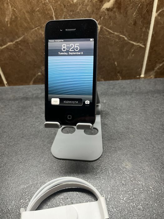  iPhone 4s  на 16 ГБ / Колекційний / Еклюзивний на айос 4 - 5 -6