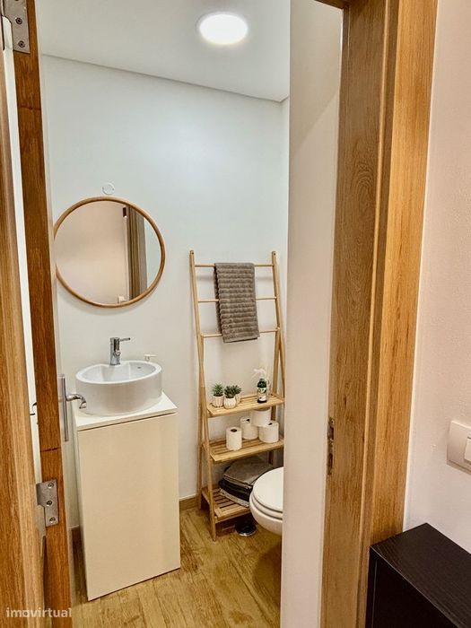 Apartamento T3 com excelentes áreas, renovado, boa exposição solar