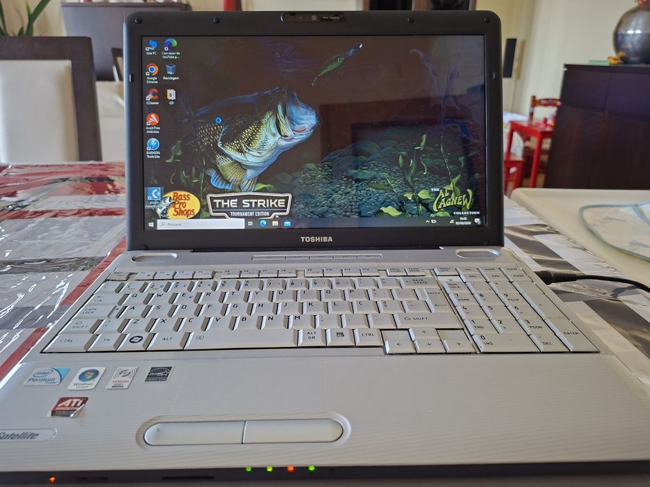 Portátil toshiba L500