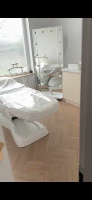 Wynajmuję gabinet na 15 dni-1500 zl