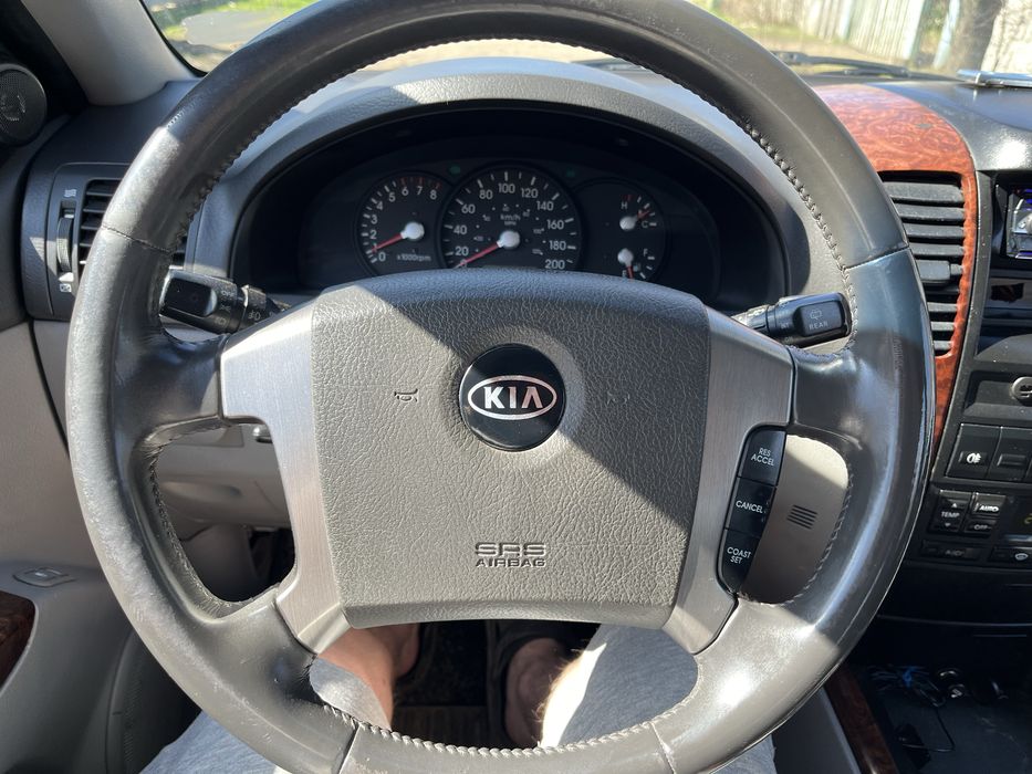 Продам Kia Sorento 2004 2.4 бензин