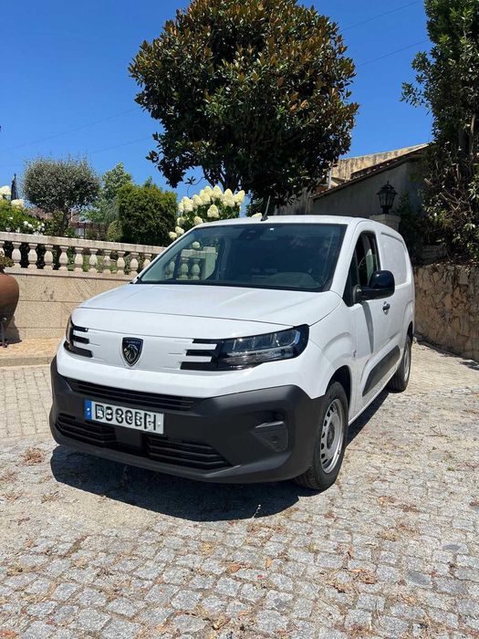 Peugeot Parner 2025 130CV Caixa. Aut