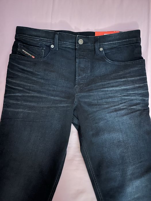 Wyprzedaż spodnie męskie Diesel.