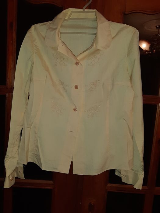 Продам Красивую блузку