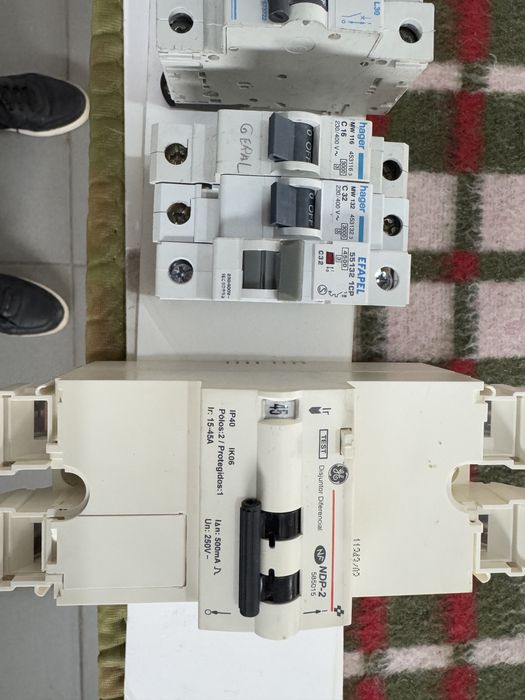 Material eletrico disjuntor diferencial