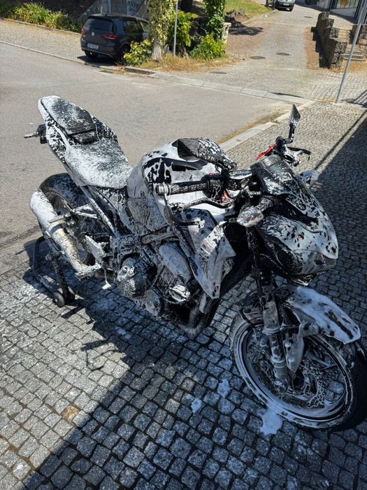 Kawasaki Z900 (A2 35kw de livrete)