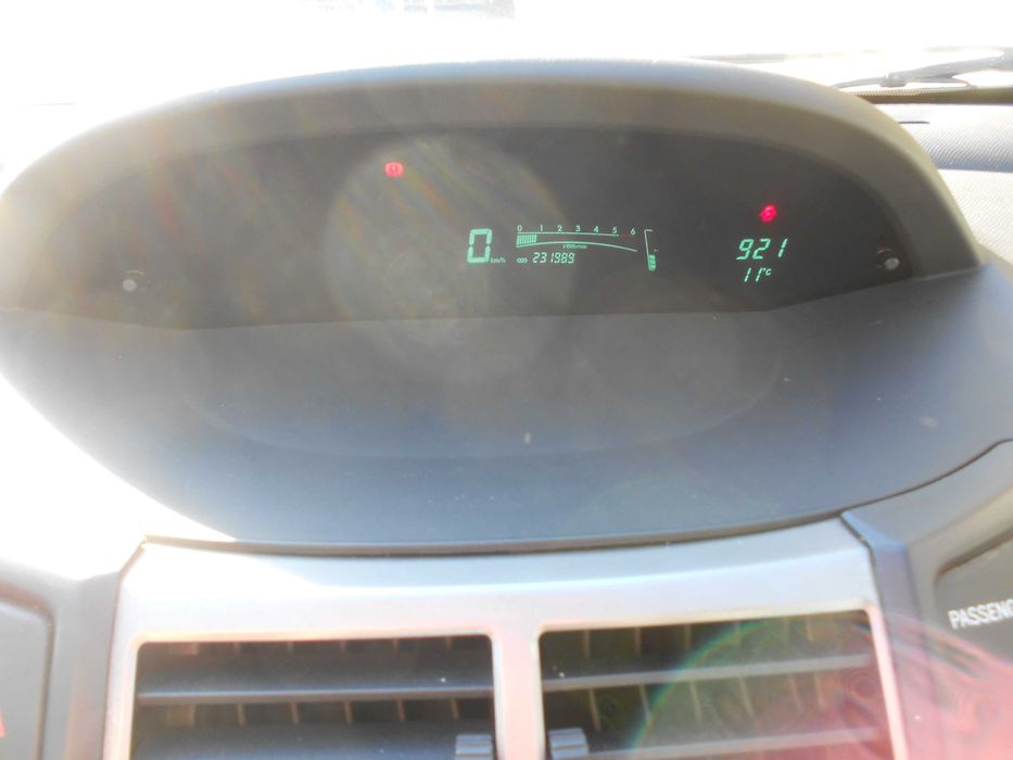 TOYOTA  YARIS  1.4  SOL  D-4D   90 Cv c/  AC  e  Filtro de Partículas