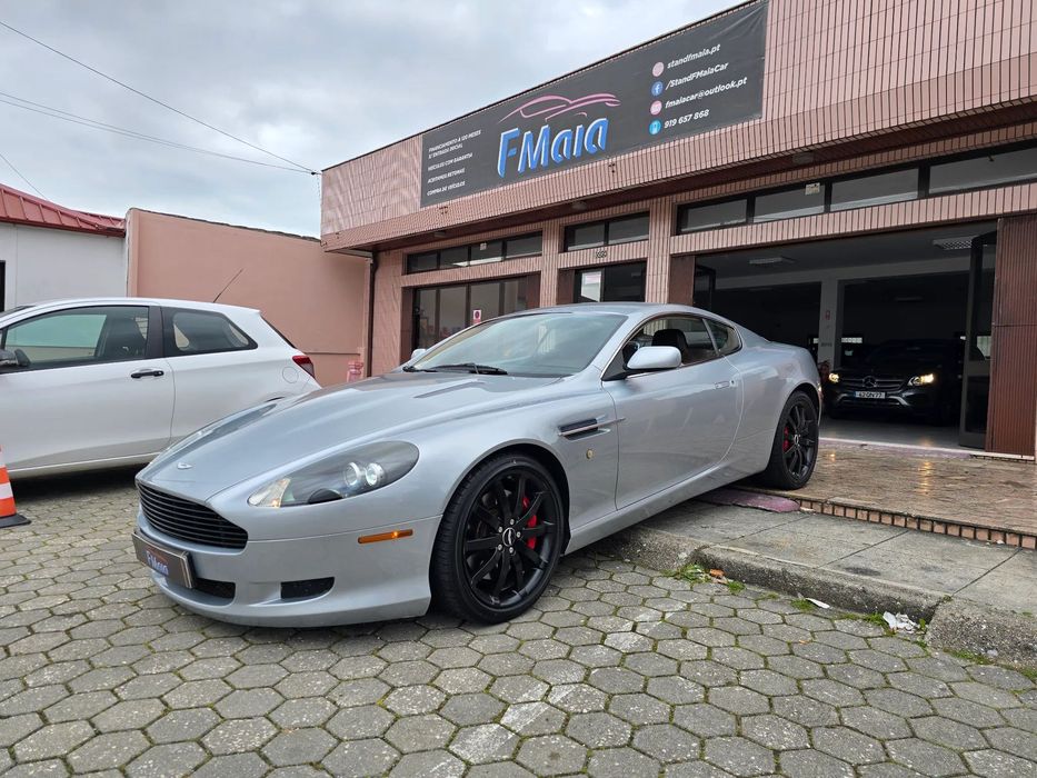 Aston Martin DB9 Coupe