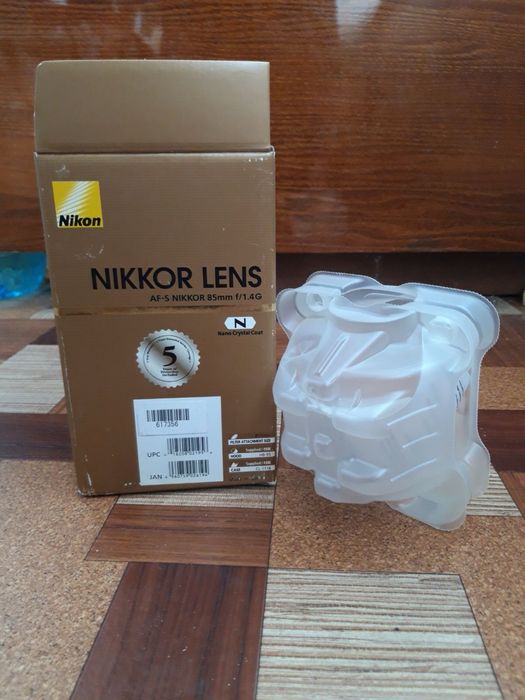Обьектив Nikon 85ммf/1,4G AF-S Nikkor Светофильт
