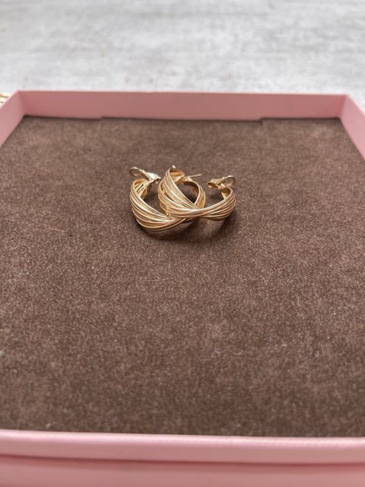 Zestaw 3 kolczyków w kolorze złotym duże w trendach