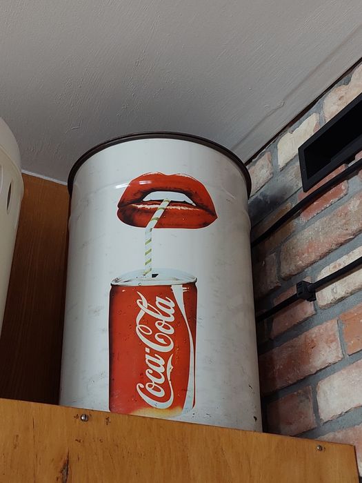 Puszka COCA-COLA Pufa  puszka z lat 80