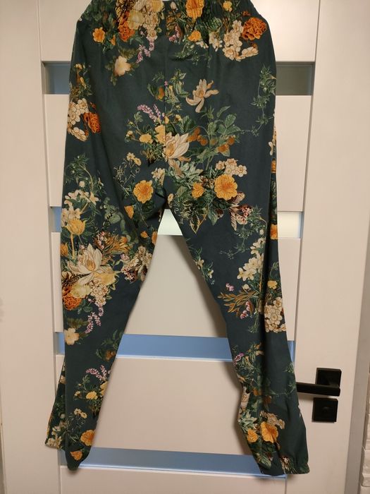 Kolorowe dresowe spodnie