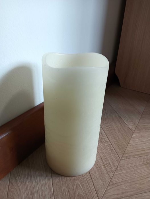 Świeca na baterię 20cm wosk led