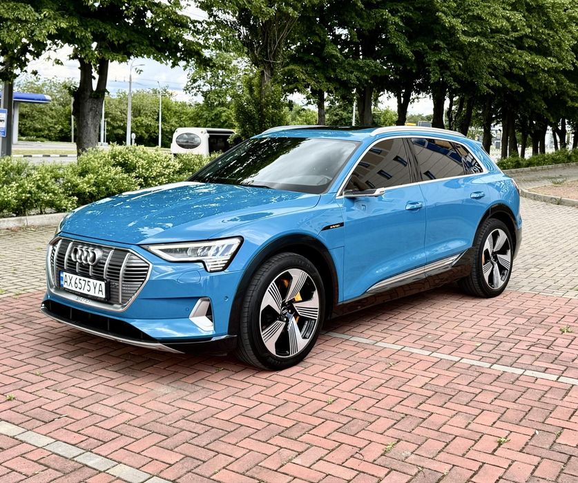 Audi e-tron 2019 VIN WAUZZZGE5KB005038 фото оголошення 4 з 24