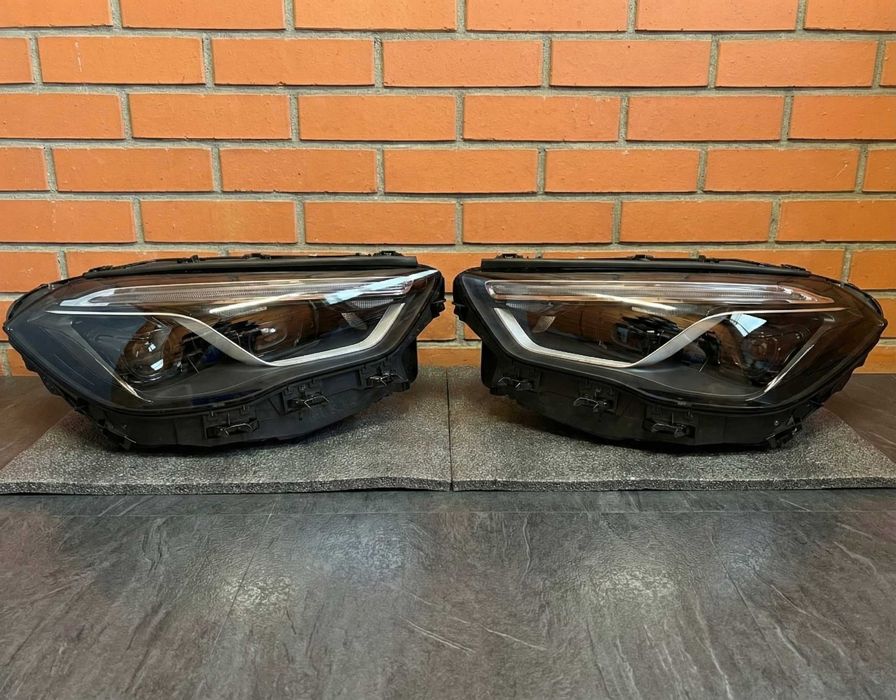 Фари передні Mercedes GLA H247 W247 Lift Фара права ліва EU USA разбор