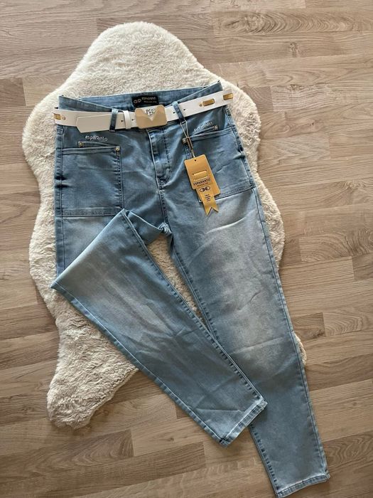 Jeansy esperanto z paskiem