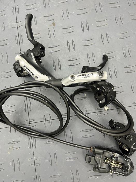 Par de travões shimano deore mt615