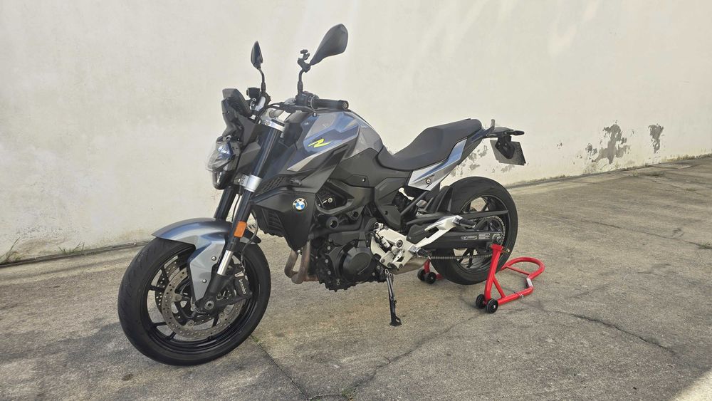 Vendo bmw f900r 2022