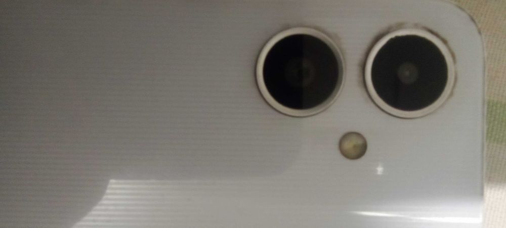 Самсунг A055F під заміну екрану а так робочій