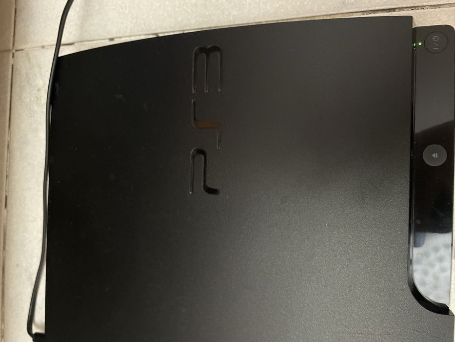 PS3 Slim 500GB 12 Jogos 2 Comandos Dualshock