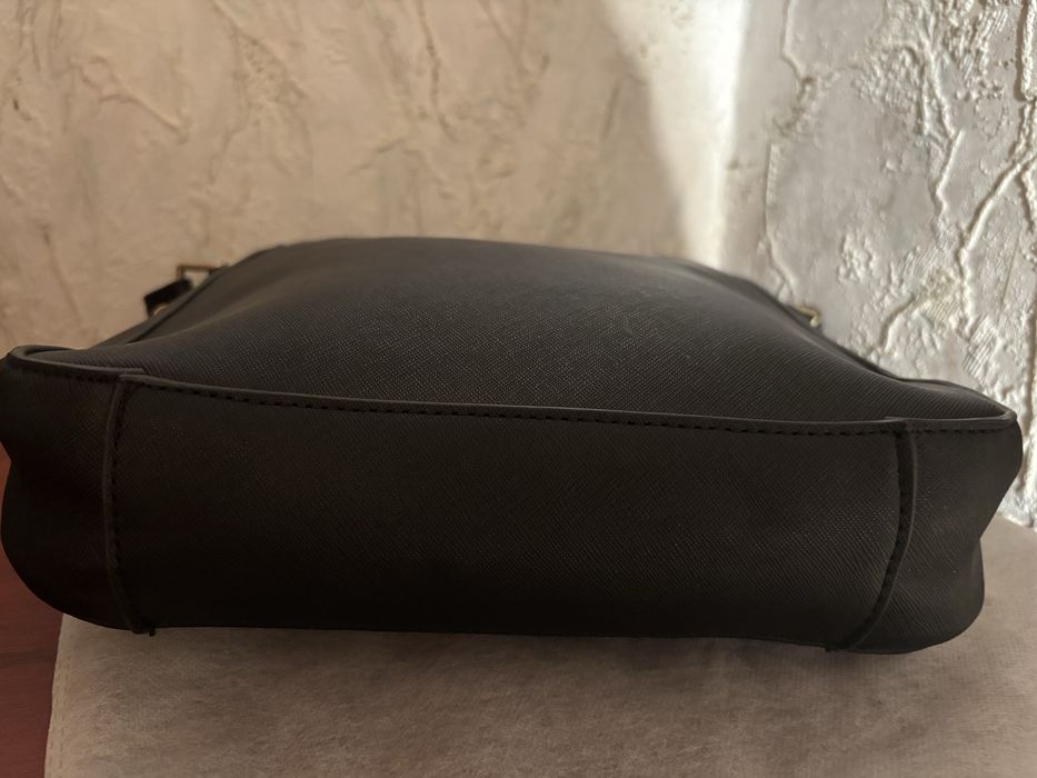 Сумка  брендова  Michael Kors