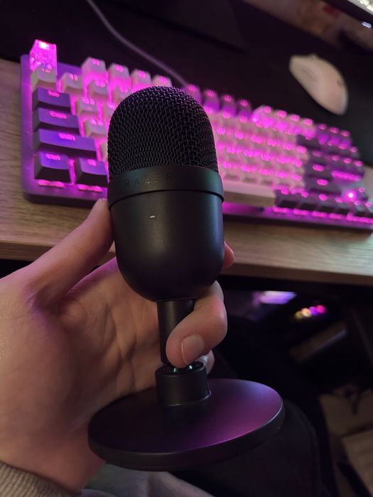 Микрофон Razer seiren mini
