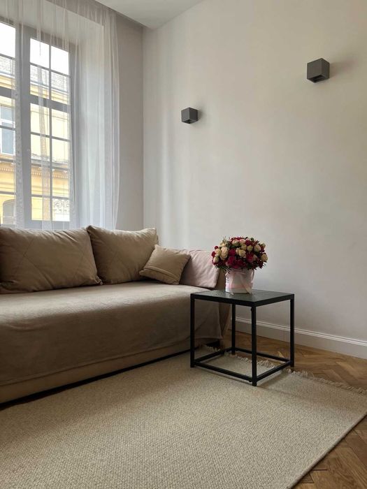 LvApart Квартира подобово біля ж д вокзалу Звітні док Можна на місяць