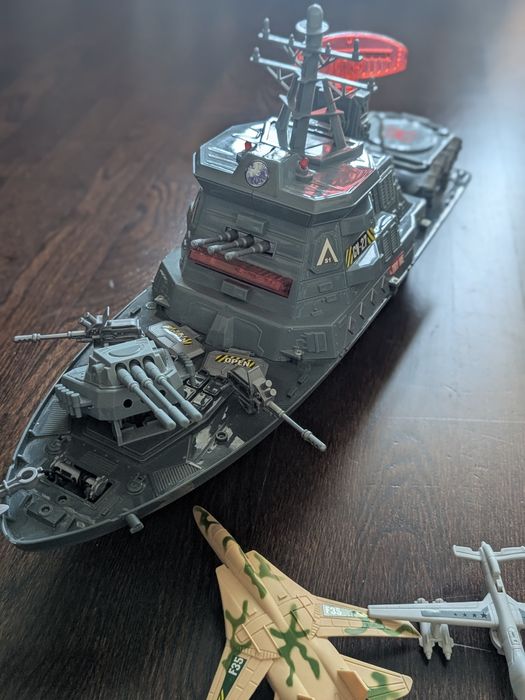 Корабель військовий Ігровий набір Zipp Toys: 500 грн. - Машинки