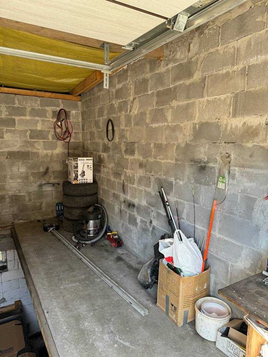 Гараж 38кв,м 2поверховий ,за ЖК Академ містечко,вул.Прибузька