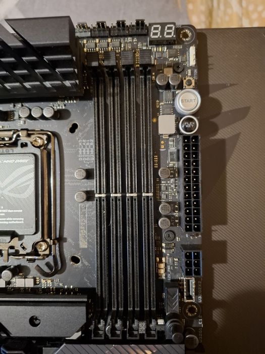 Asus ROG Maximus Z790 HERO