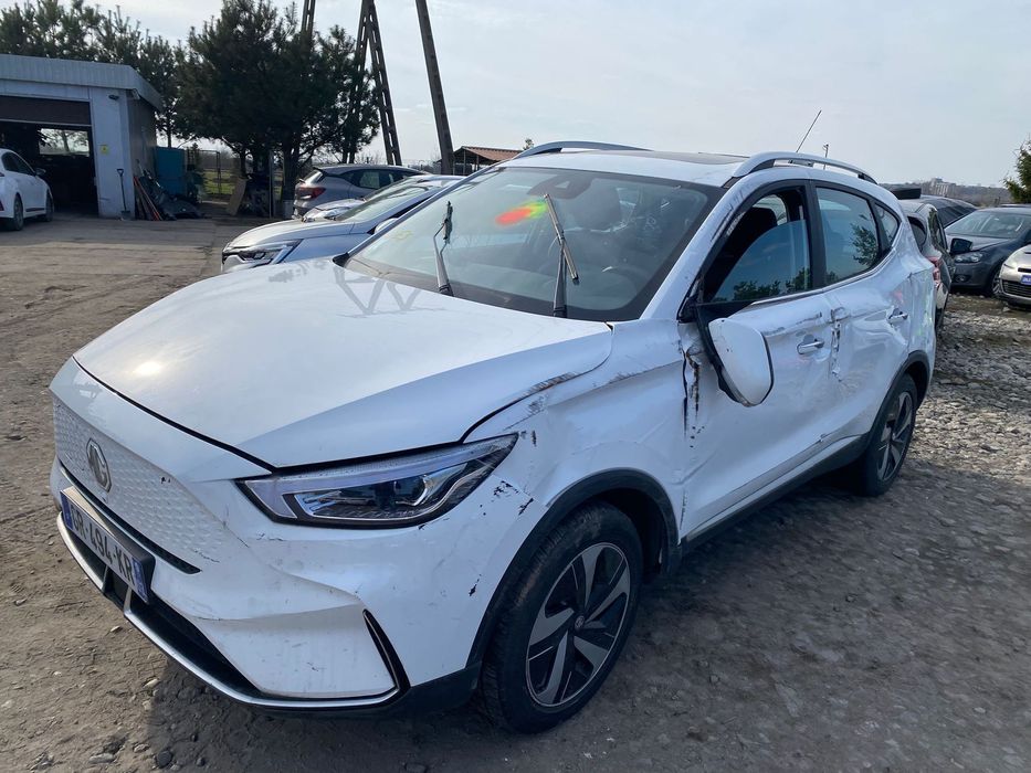 MG ZS EV 2023r/ dach panoramiczny/ elektryczny z baterią