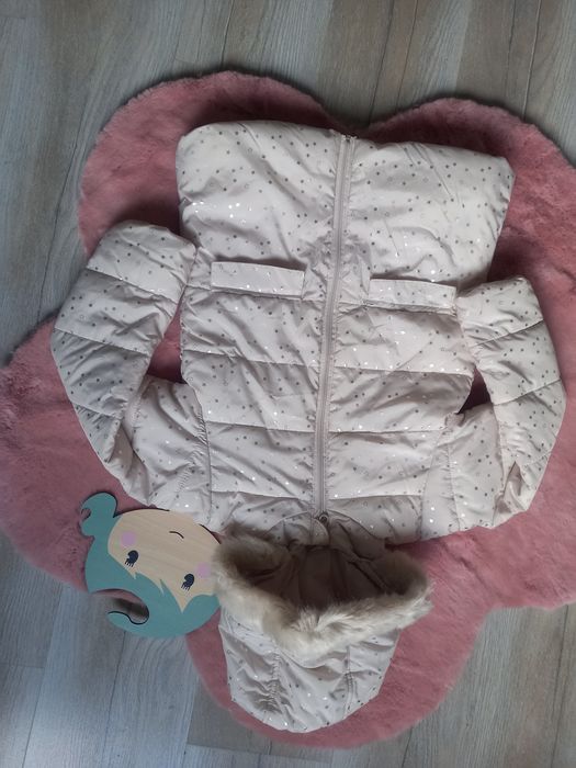 Kurtka gwiazdki YougStyle 122, 128 cm  kaptur kremowa 7, 8 lat