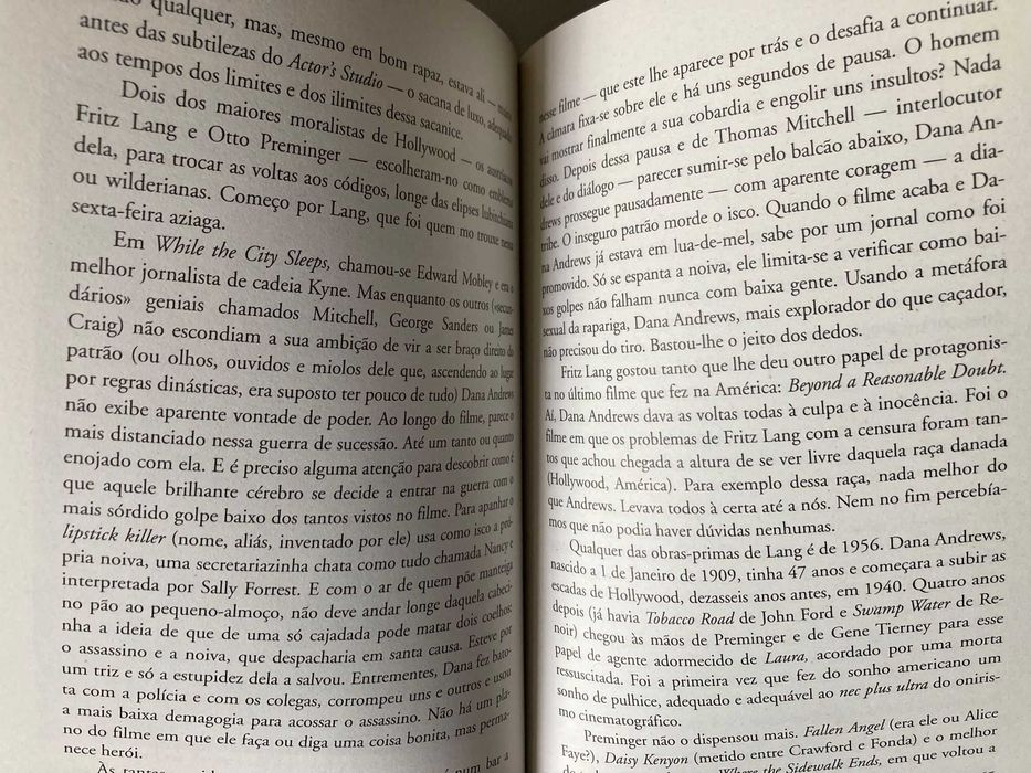 Muito lá de Casa, de João Bénard da Costa
