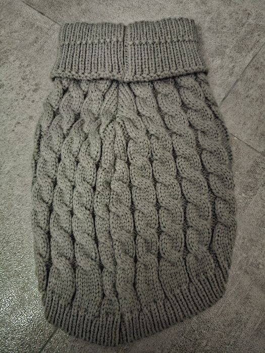 Sweterek dla zwierzaka  nowy