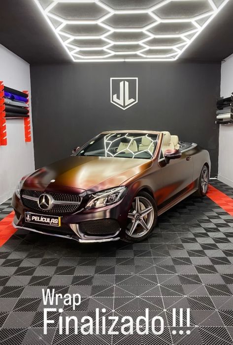 Car wrapping ...