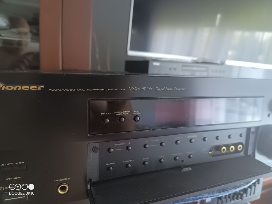 Amplituner Pioneer VSX D810S