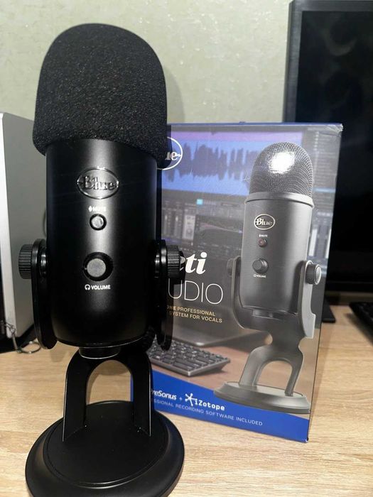 Мікрофон Blue Yeti Classic Blackout (USB, студійний)