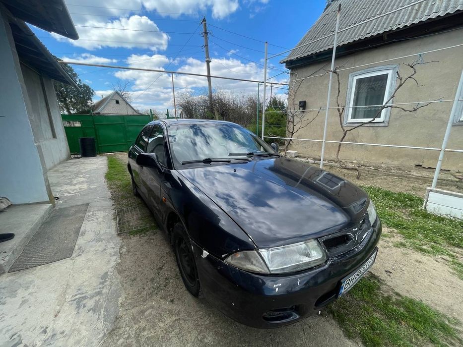Mitsubishi Carizma 1.6 бензин, автомат 1996г