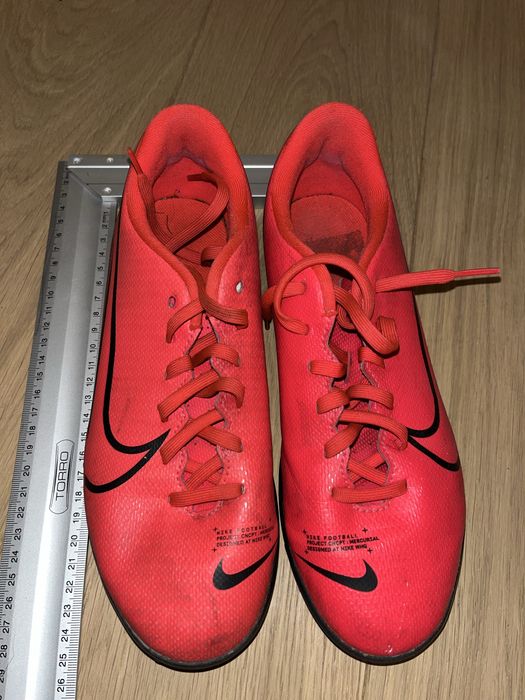 Buty piłkarskie turfy Nike 39