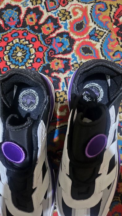 Adidas Niteball white violet black