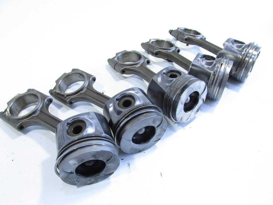 Tłoki korbowód tłok volvo s60 s80 xc90 xc70 2.4 d5