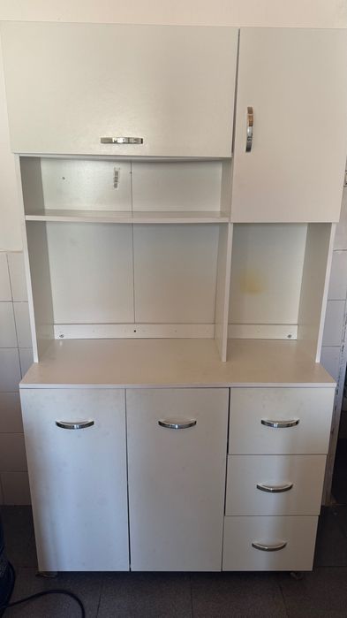 Armário de cozinha 4 portas 3 gavetas