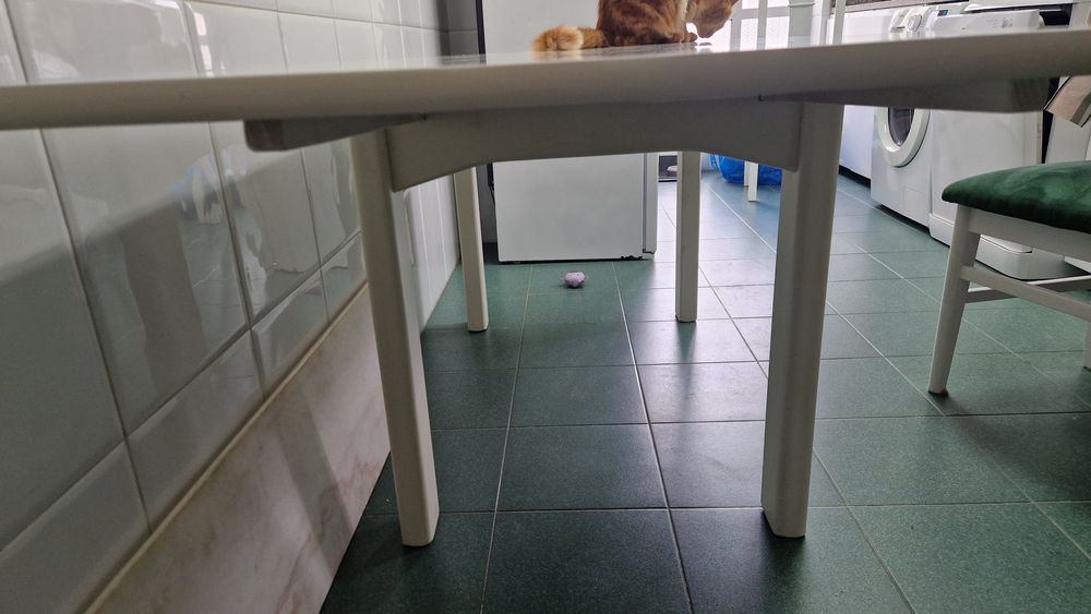 Mesa de cozinha / sala branca extensível