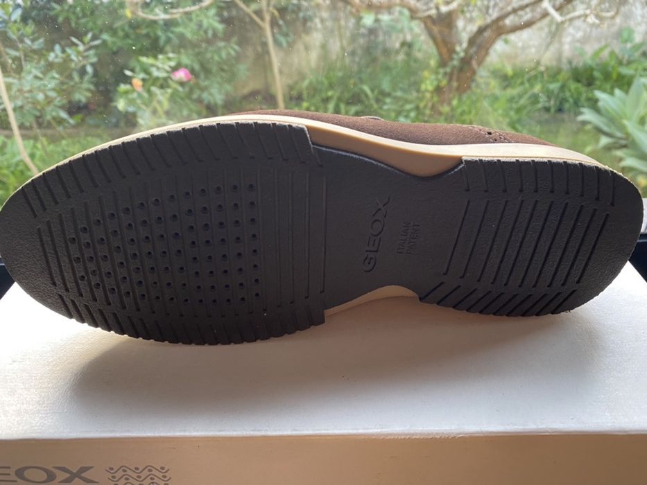 Sapatos Geox camurca castanho chocolate N.41