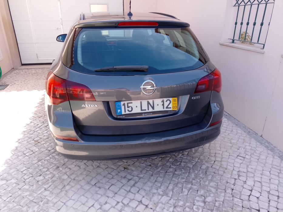 Opel astra 1.7 2011