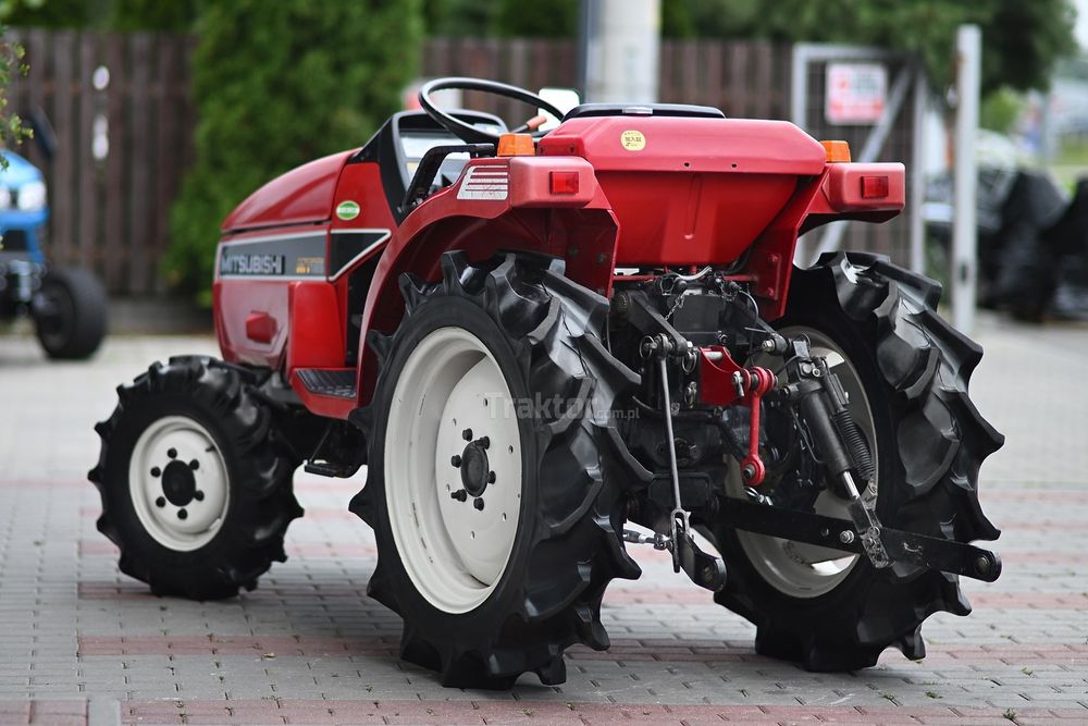 Ciągnik Mitsubishi MT185D 4x4 - 18KM